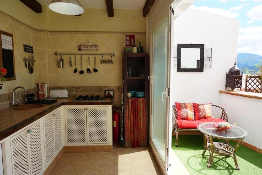 Eagles Nest - Massive Townhouse With Pool With Outstanding Views Villa Algodonales Eksteriør bilde