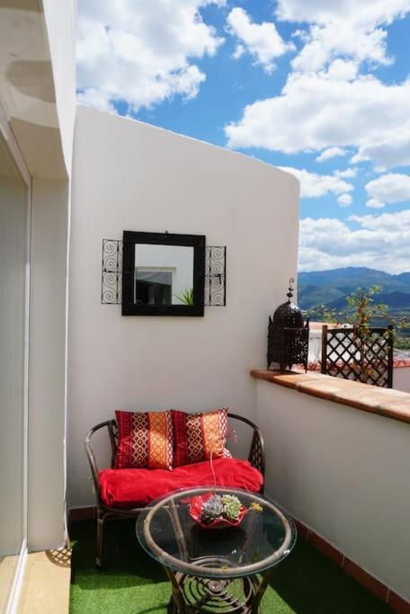 Eagles Nest - Massive Townhouse With Pool With Outstanding Views Villa Algodonales Eksteriør bilde
