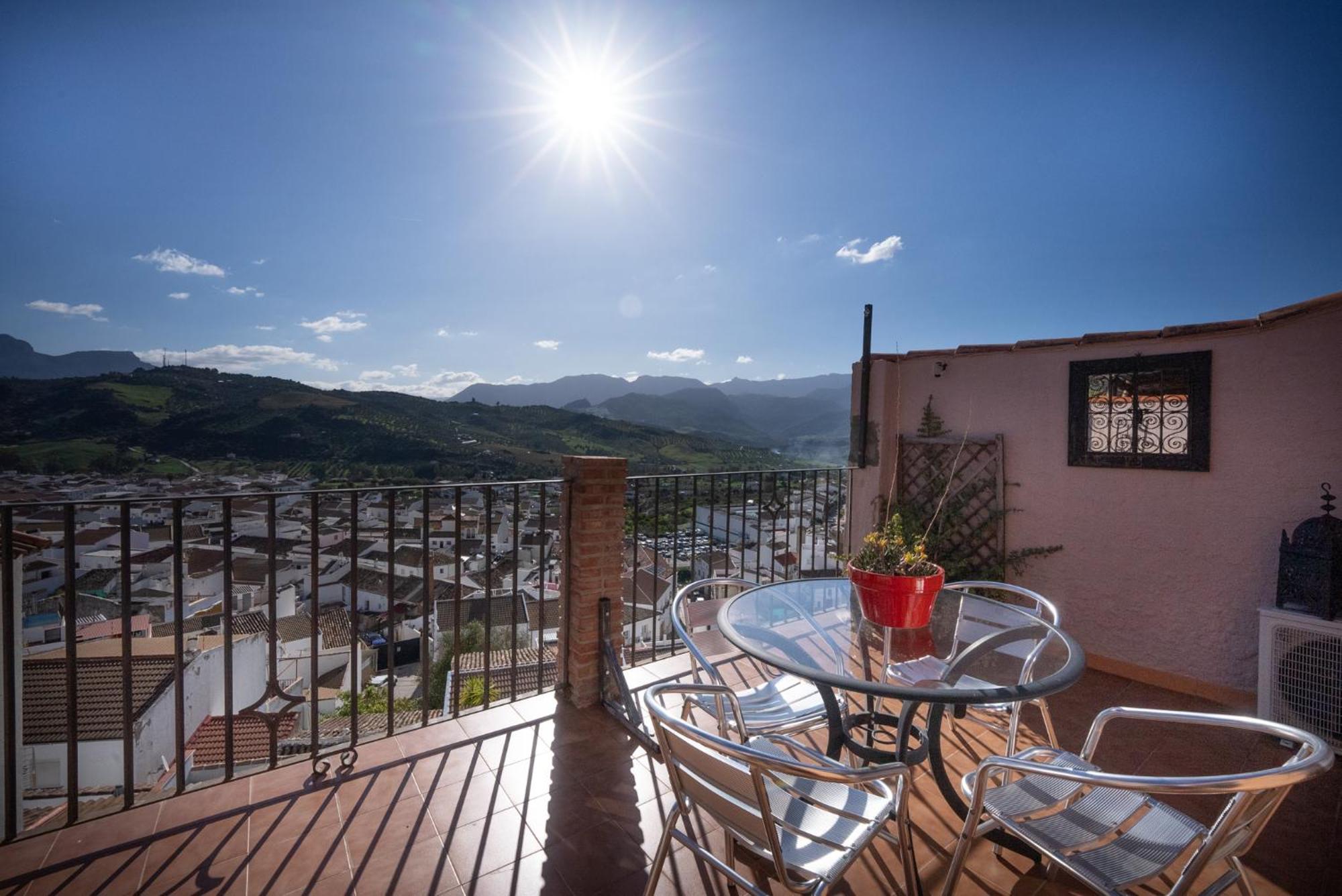 Eagles Nest - Massive Townhouse With Pool With Outstanding Views Villa Algodonales Eksteriør bilde