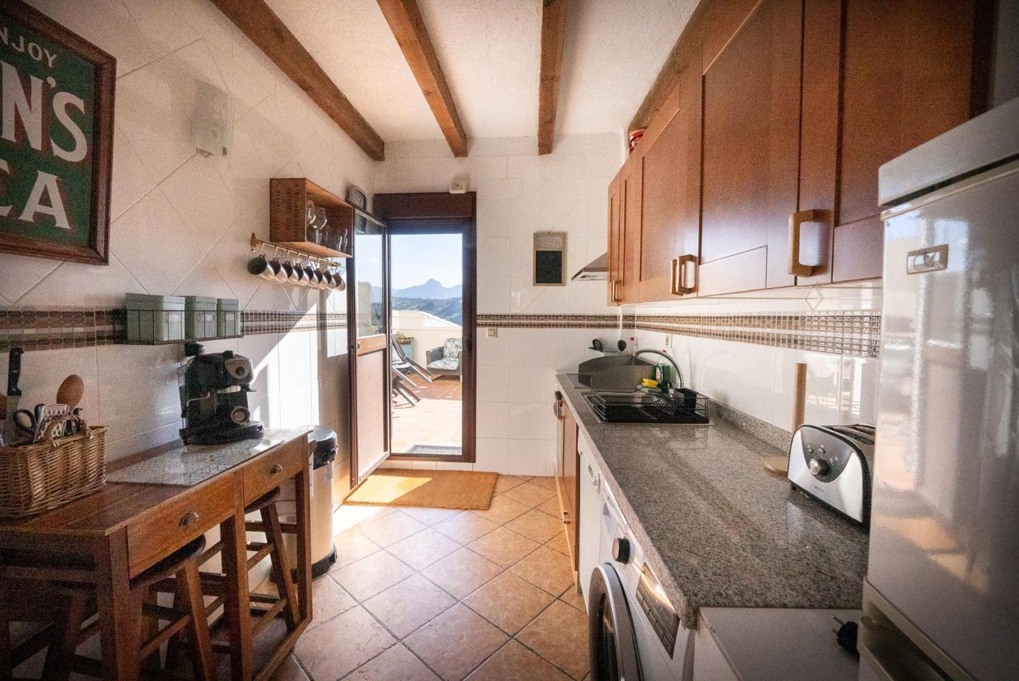 Eagles Nest - Massive Townhouse With Pool With Outstanding Views Villa Algodonales Eksteriør bilde